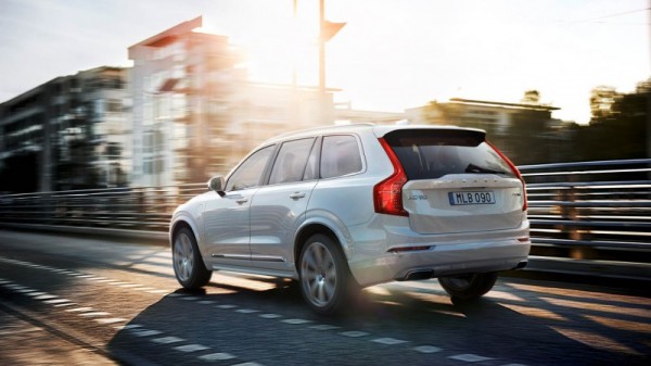 volvo_xc90_a6_medium